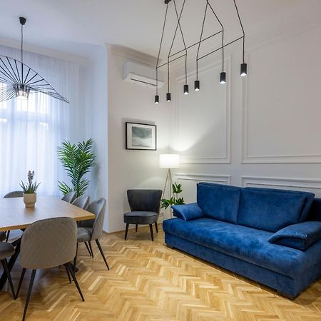 Luxurious Central 4Bedrm 3Bathrm Residence W/ Balcony Budapest Eksteriør billede