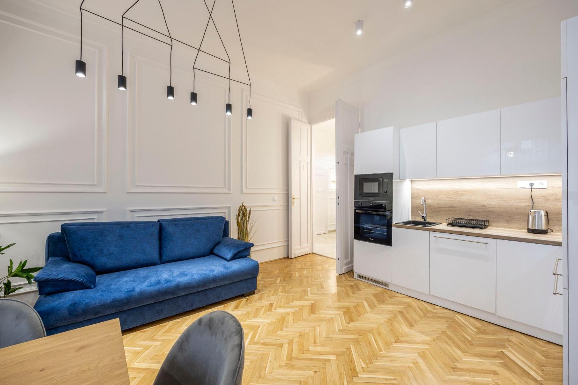 Luxurious Central 4Bedrm 3Bathrm Residence W/ Balcony Budapest Eksteriør billede