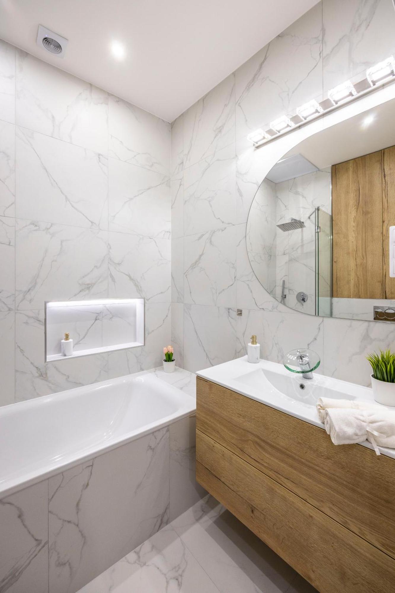 Luxurious Central 4Bedrm 3Bathrm Residence W/ Balcony Budapest Eksteriør billede
