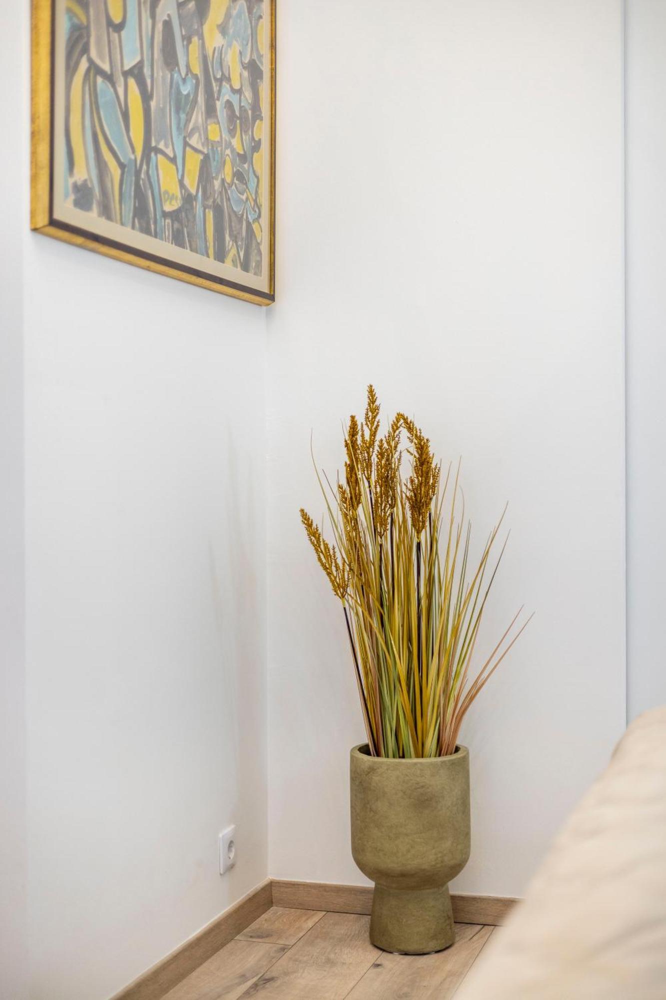 Luxurious Central 4Bedrm 3Bathrm Residence W/ Balcony Budapest Eksteriør billede